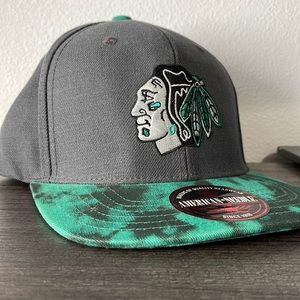 Green/Gray Chicago Blackhawks Snapback OG